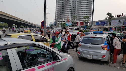 Dồn ứ phương tiện nhưng không ùn tắc kéo dài ảnh 7